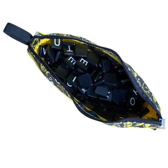 Banana Grams Party Edition Game Multiplayer - E14Q - Picture 5 of 5